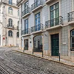 Chiado Aura By Lovelystay ליסבון